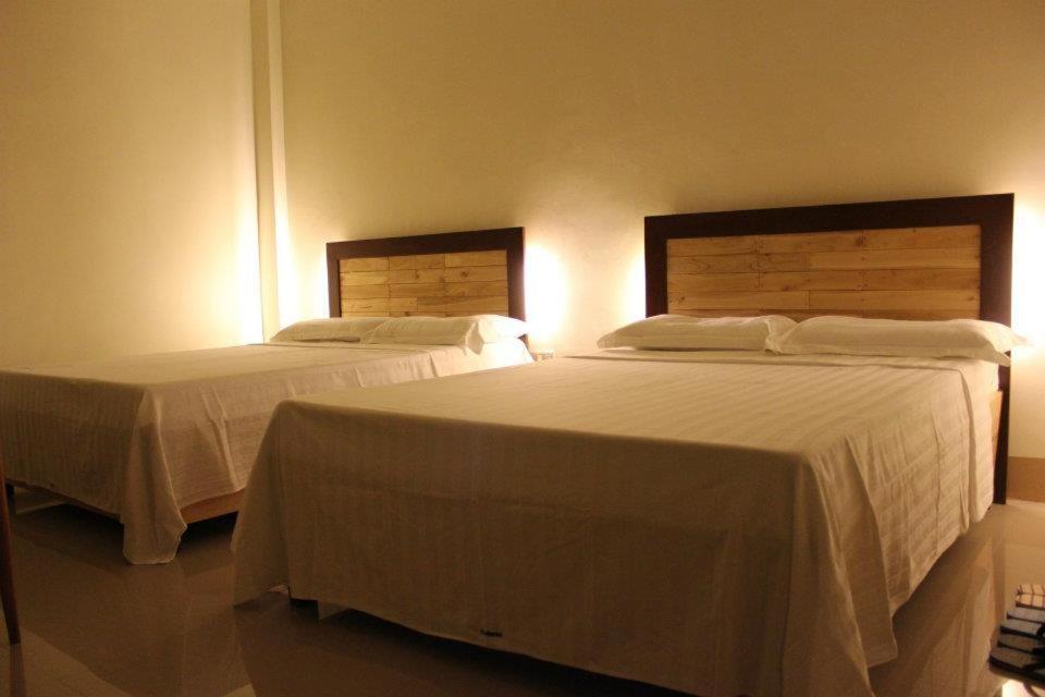 Dahome Pension Vigan Extérieur photo